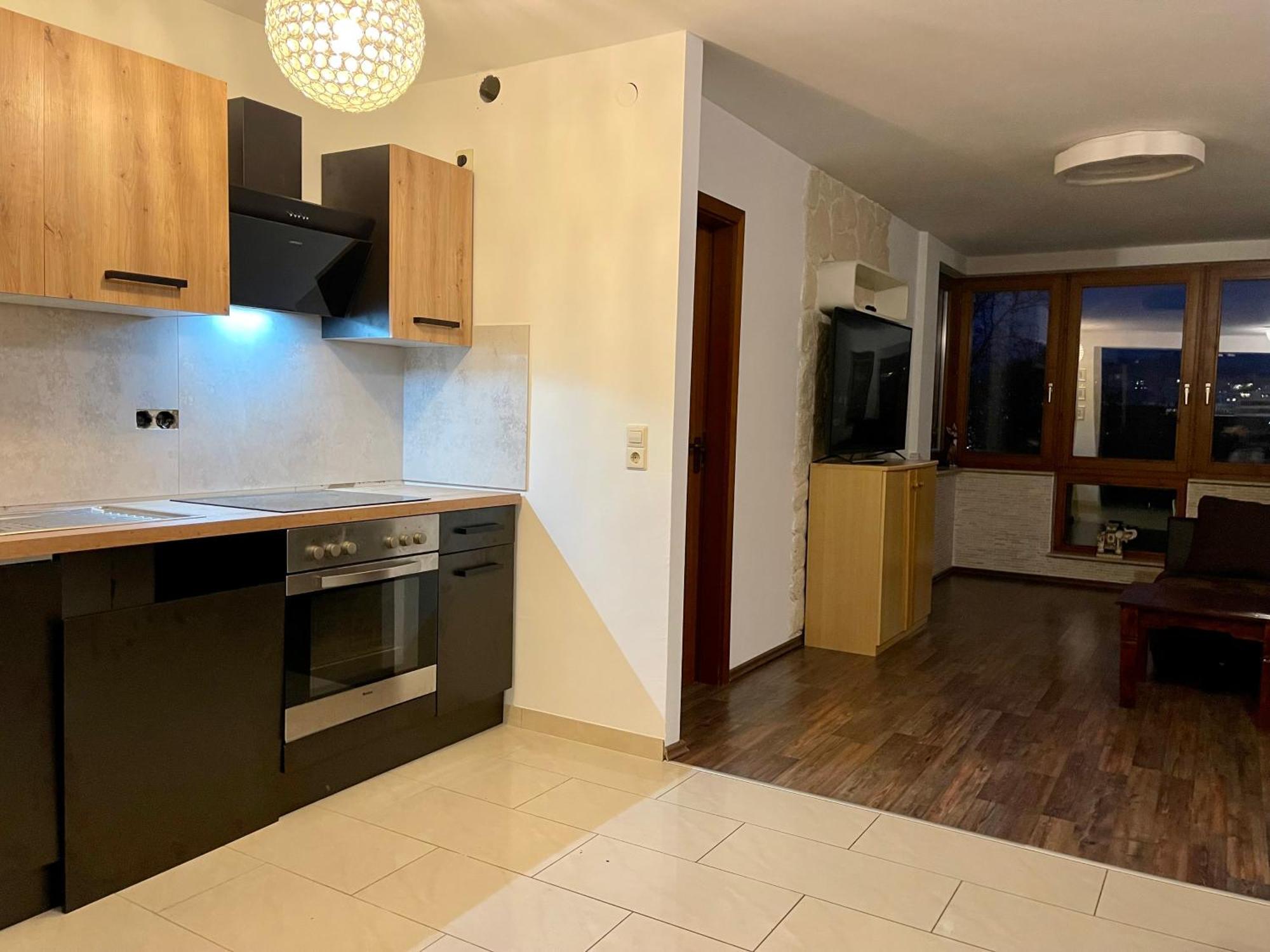 Wunderschoenes Apartment In Der Goldstadt פורצהיים מראה חיצוני תמונה