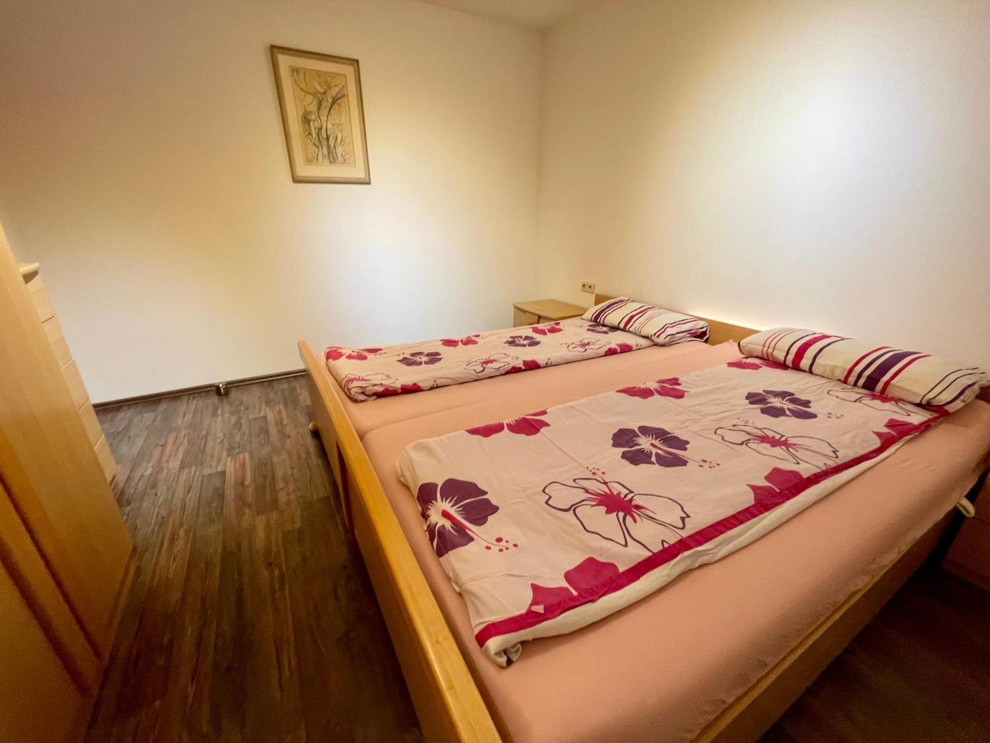 Wunderschoenes Apartment In Der Goldstadt פורצהיים מראה חיצוני תמונה